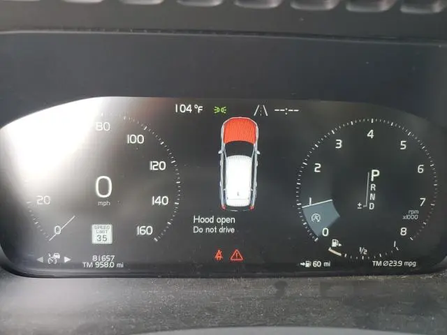2018 VOLVO XC90 T6  