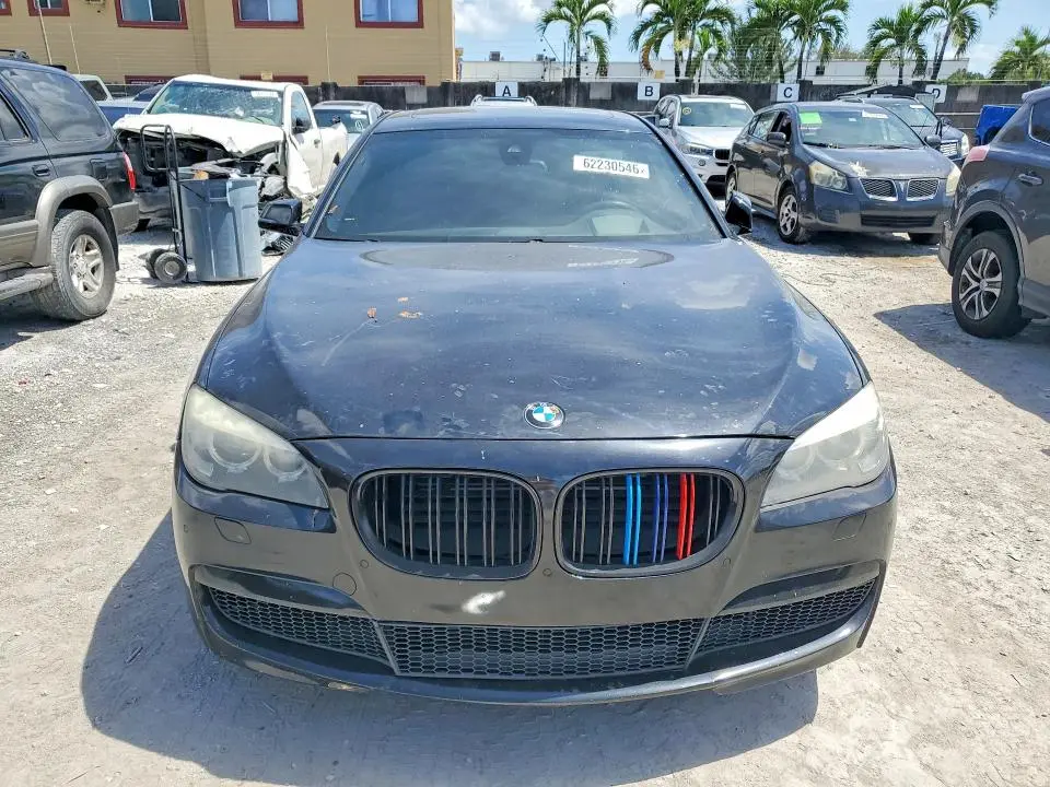 2013 BMW 750 LXI  