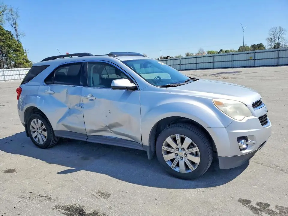 2010 CHEVROLET EQUINOX LT  