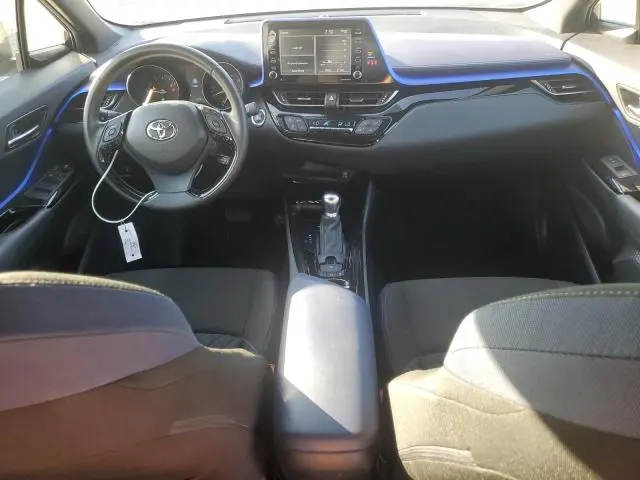 2020 TOYOTA C-HR XLE  
