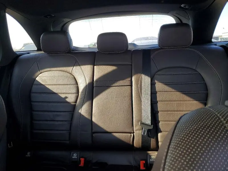 2016 MERCEDES-BENZ GLC 300 4MATIC  