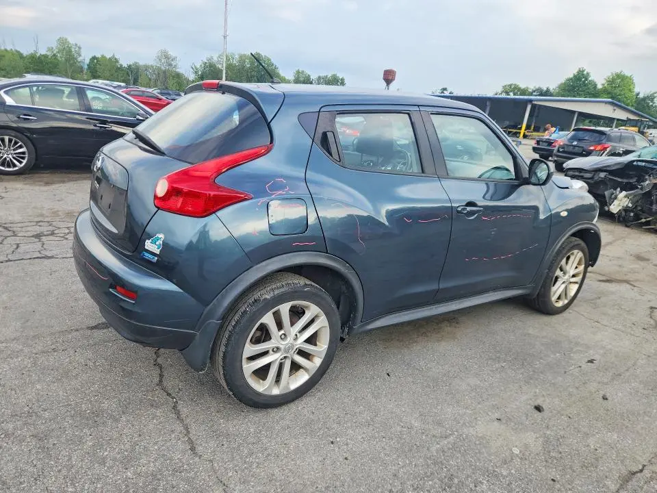 2014 NISSAN JUKE S  