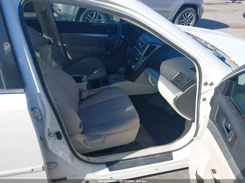 2013 SUBARU LEGACY 2.5I PREMIUM
