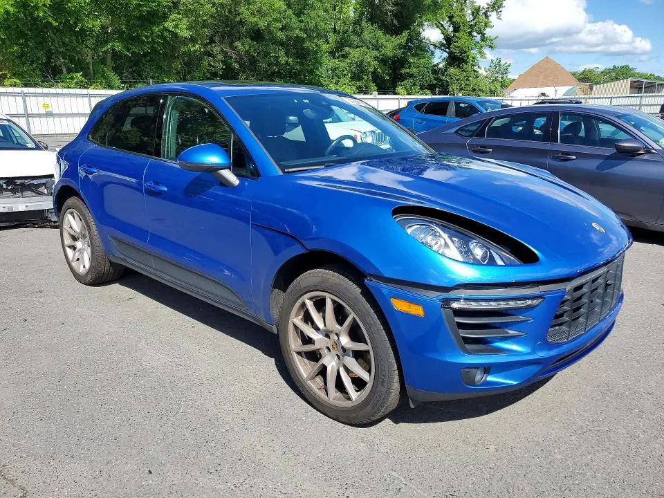 2017 PORSCHE MACAN S  