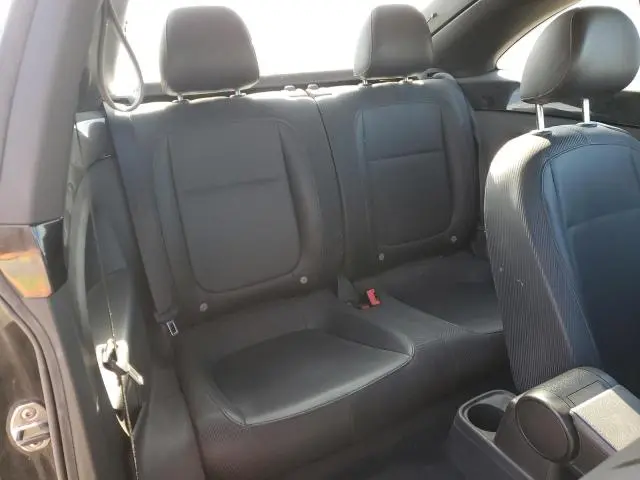 2012 VOLKSWAGEN BEETLE   