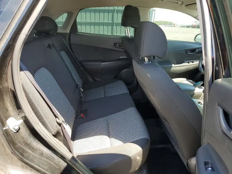 2019 HYUNDAI KONA SE  