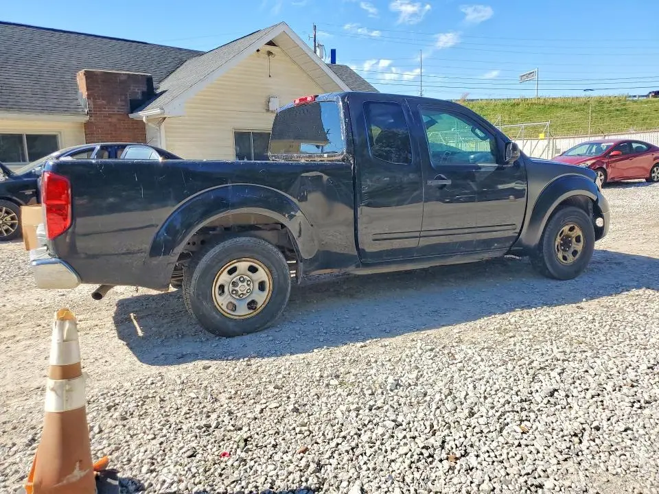 2016 NISSAN FRONTIER S  