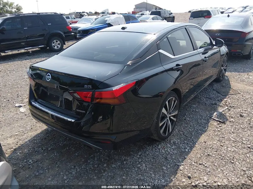 2019 NISSAN ALTIMA 2.0 SR