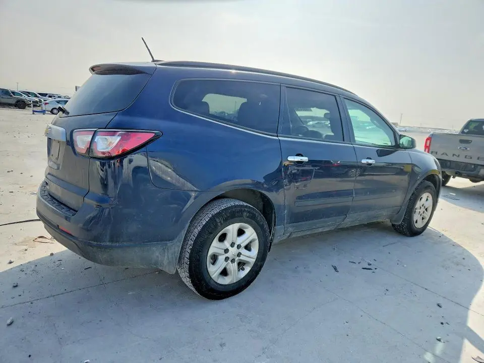 2017 CHEVROLET TRAVERSE LS  