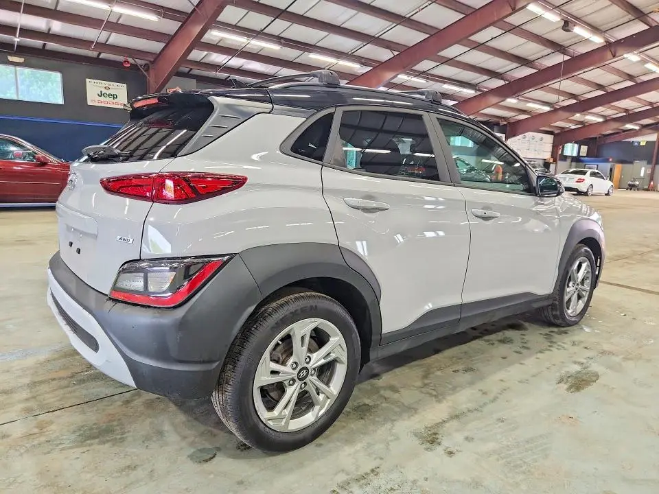 2022 HYUNDAI KONA SEL  