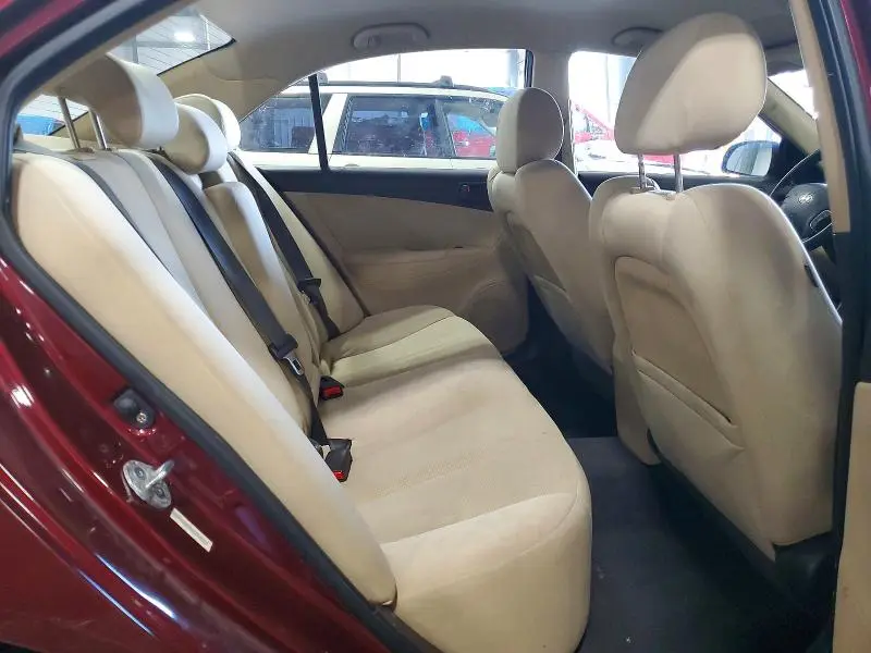 2010 HYUNDAI SONATA GLS  