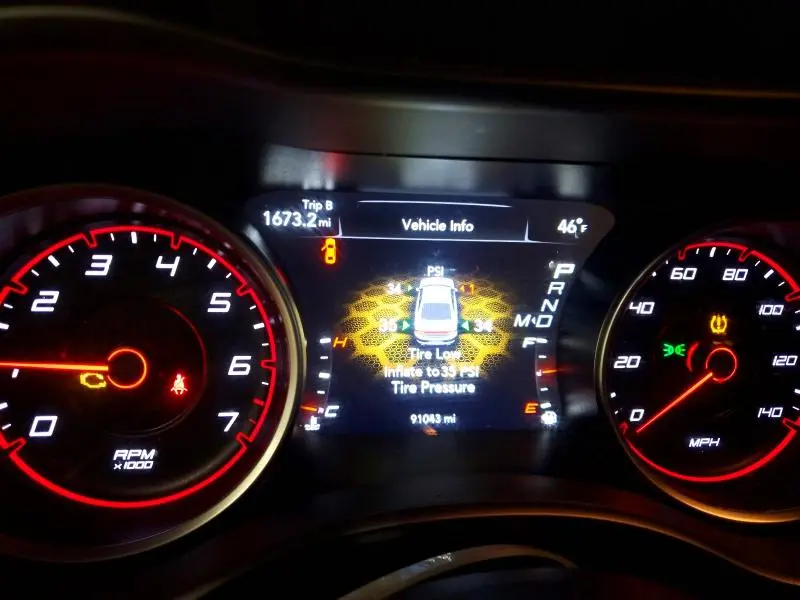 2021 DODGE CHARGER SXT  