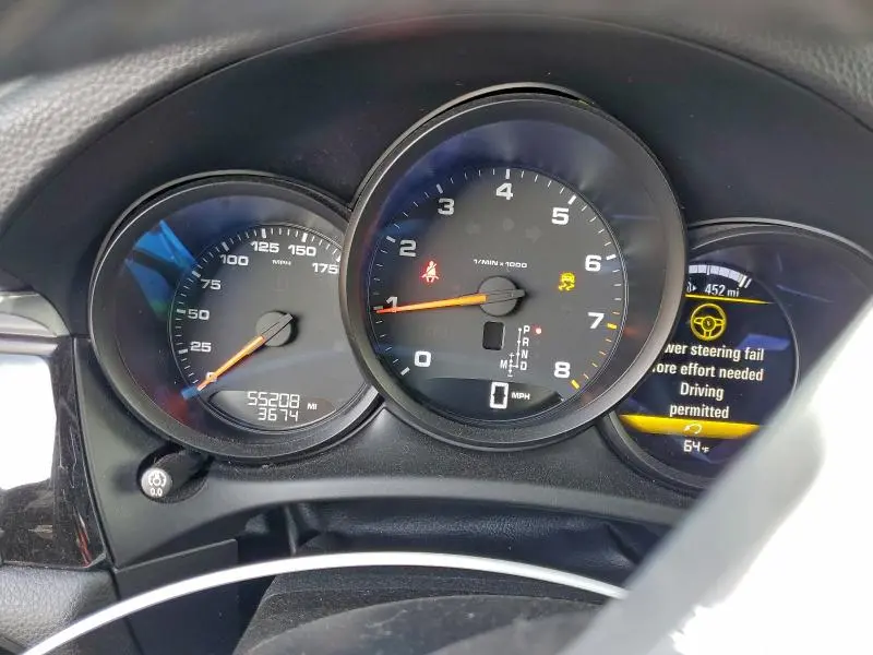 2018 PORSCHE MACAN   