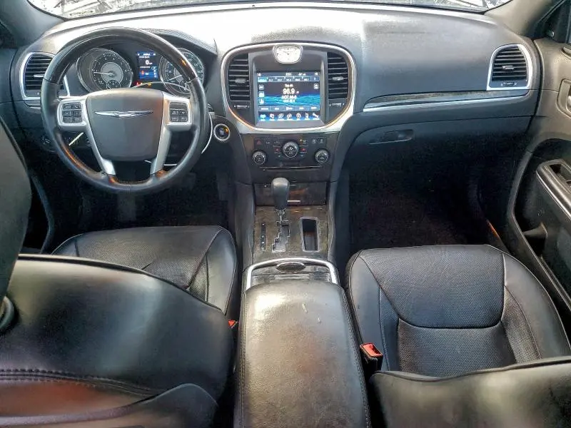 2013 CHRYSLER 300C   