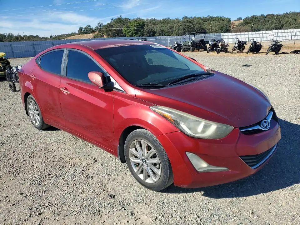 2016 HYUNDAI ELANTRA SE  
