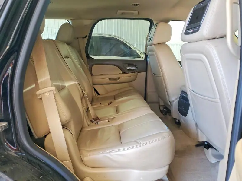 2011 GMC YUKON SLT  