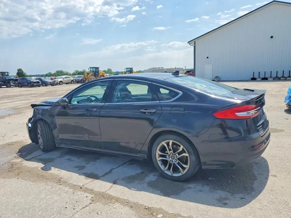 2020 FORD FUSION TITANIUM  