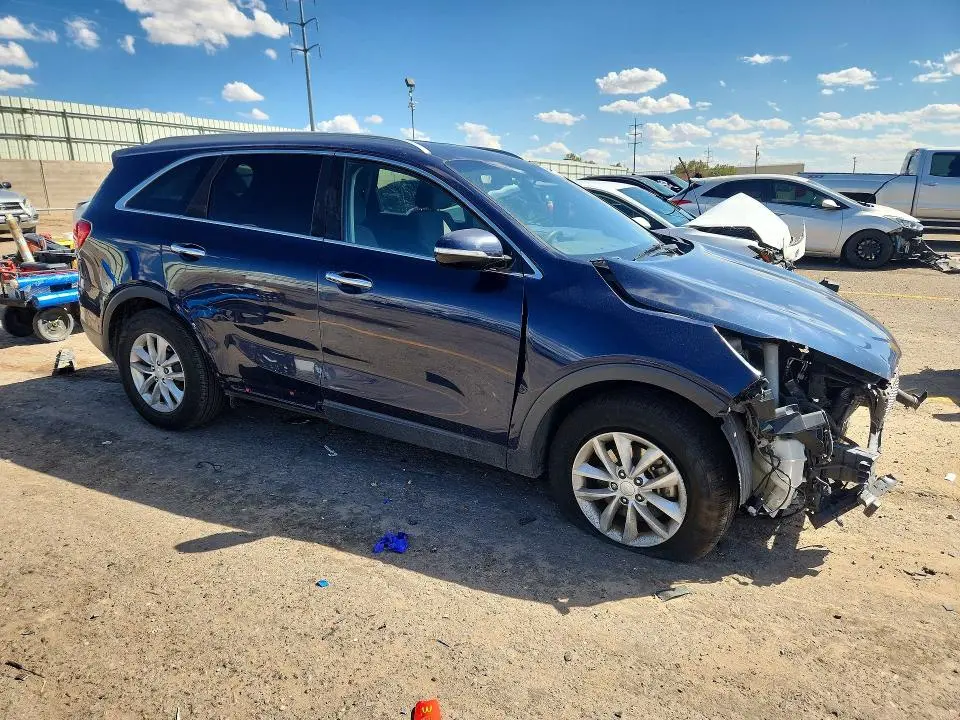 2016 KIA SORENTO LX  
