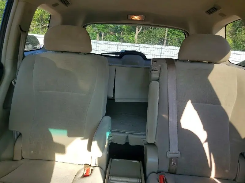2013 TOYOTA HIGHLANDER PLUS  