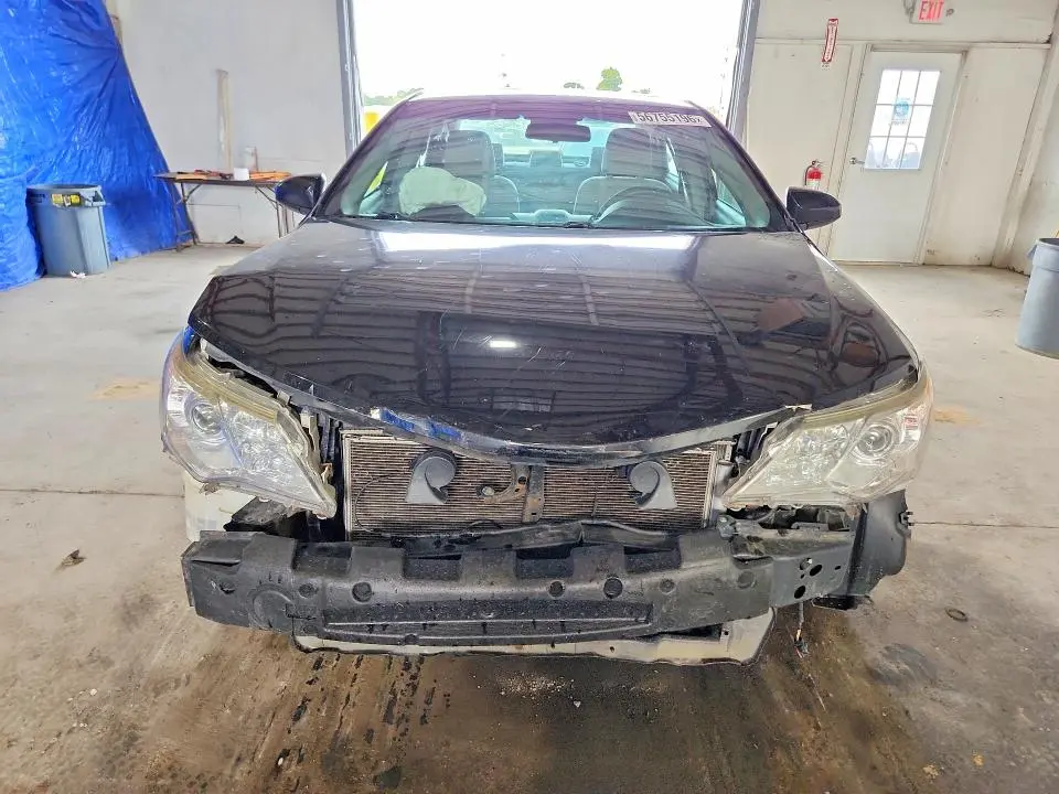 2014 TOYOTA CAMRY XLE  