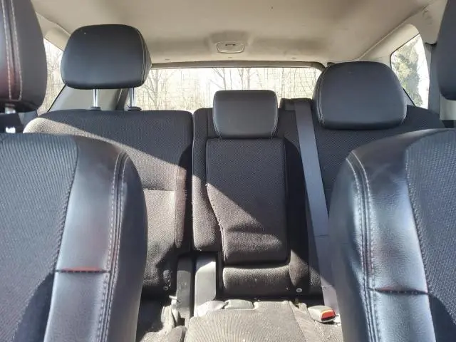2010 MITSUBISHI OUTLANDER SE  