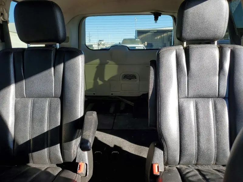 2012 CHRYSLER TOWN & COUNTRY TOURING  