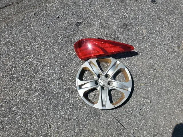 2011 HYUNDAI TUCSON GL  