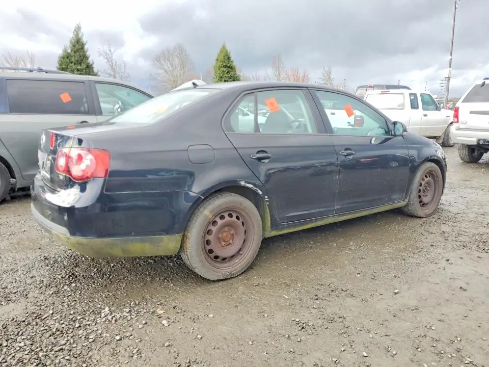 2010 VOLKSWAGEN JETTA S  