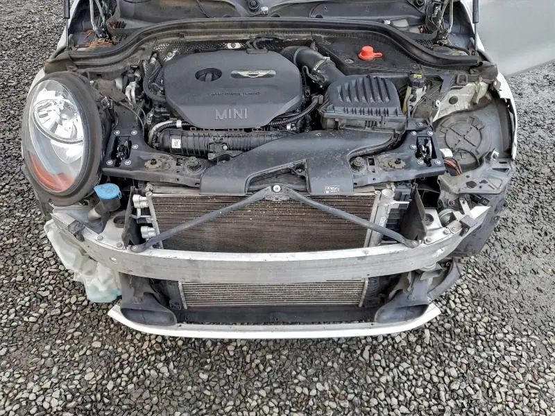 2016 MINI COOPER S  