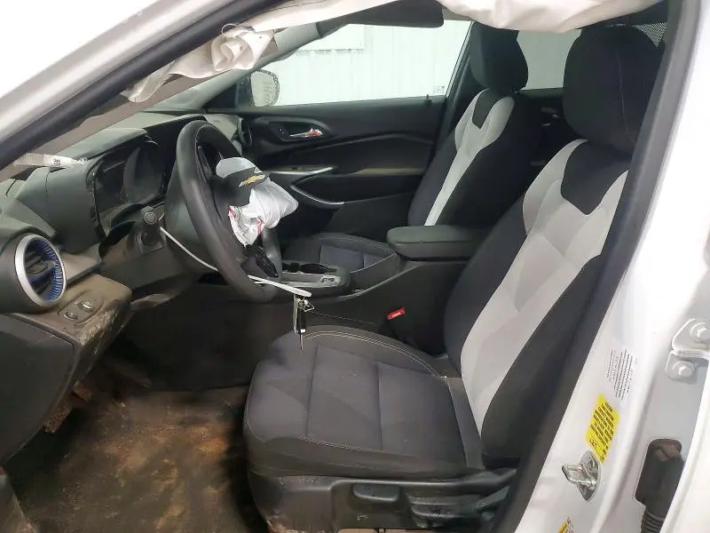 2025 CHEVROLET TRAX LS - PRI FLEET - CK ENG LT ON