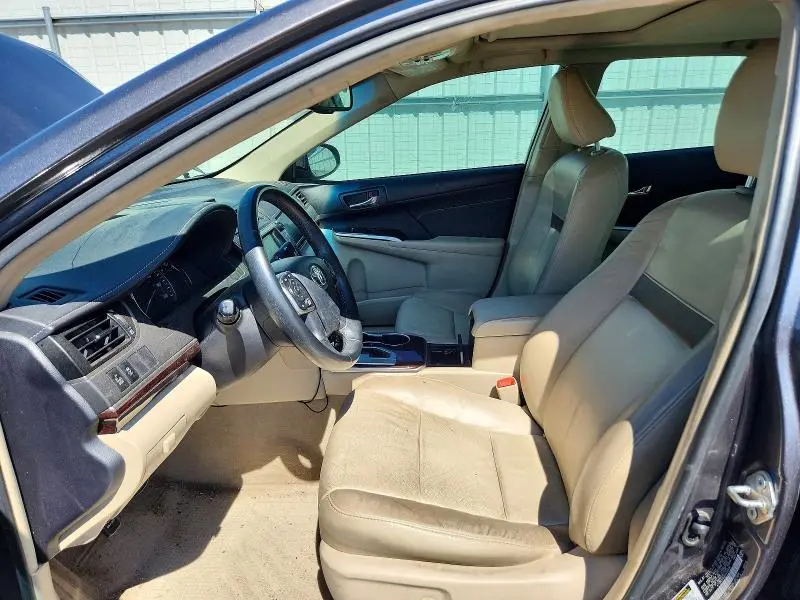 2014 TOYOTA CAMRY XLE V6  
