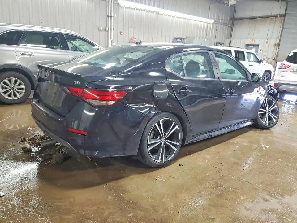 2021 NISSAN SENTRA SR  