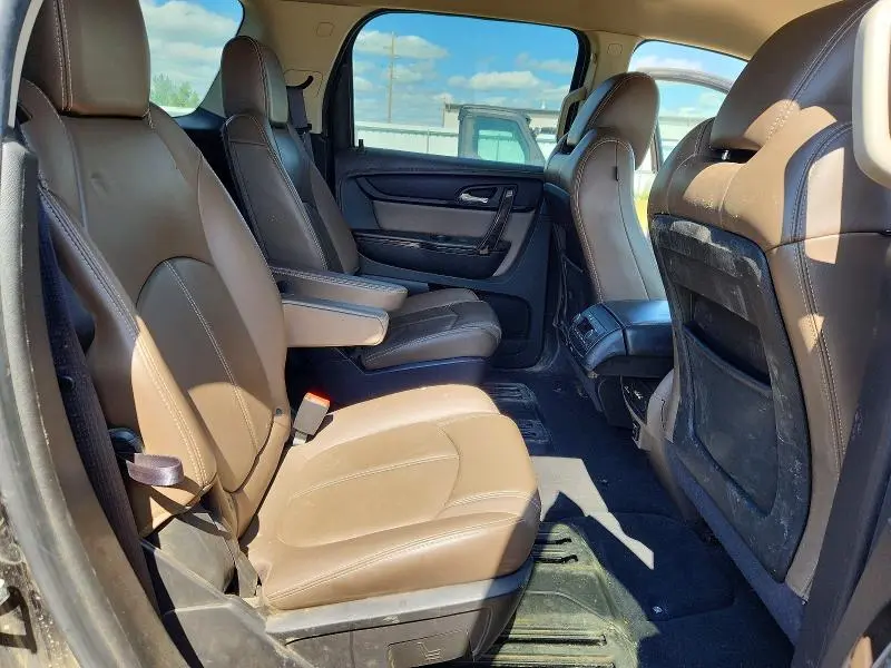 2015 GMC ACADIA SLT-1  