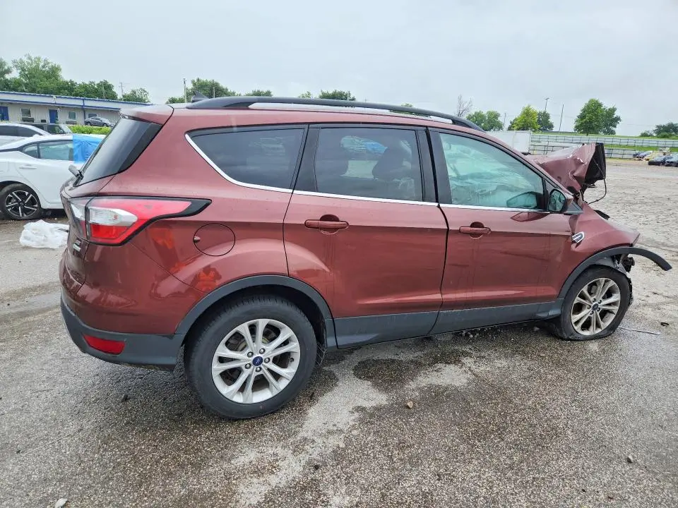 2018 FORD ESCAPE SE  