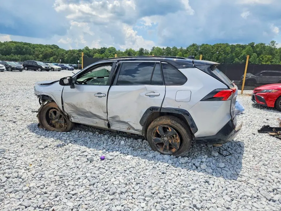 2020 TOYOTA RAV4 XSE  