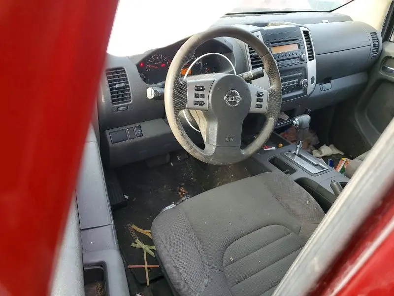 2015 NISSAN FRONTIER S  