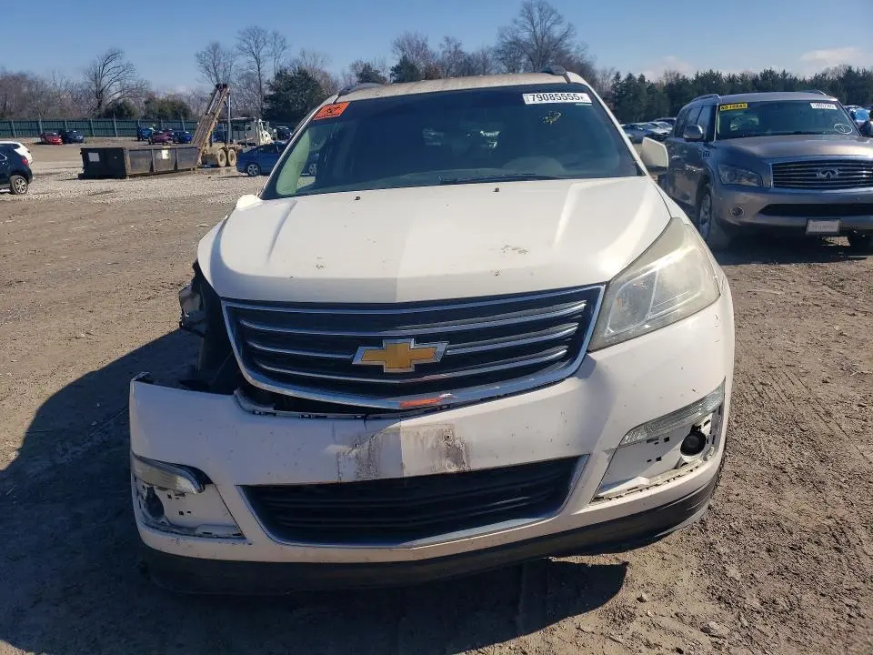 2015 CHEVROLET TRAVERSE LT  