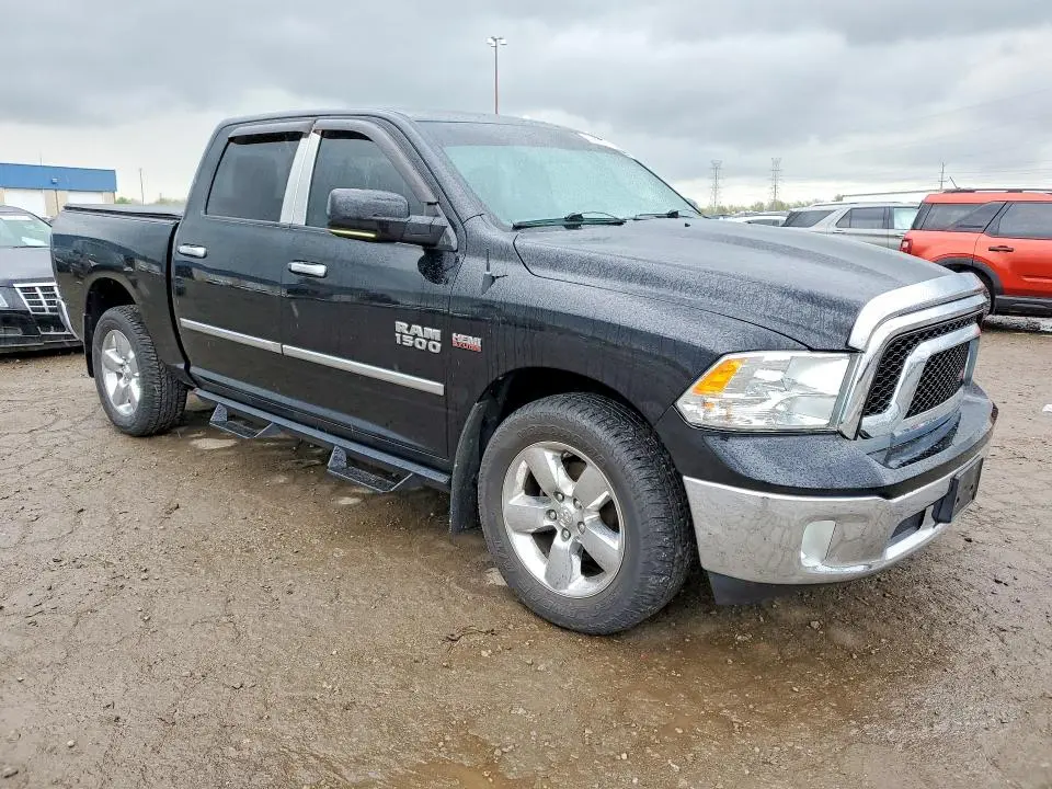2013 RAM 1500 SLT  