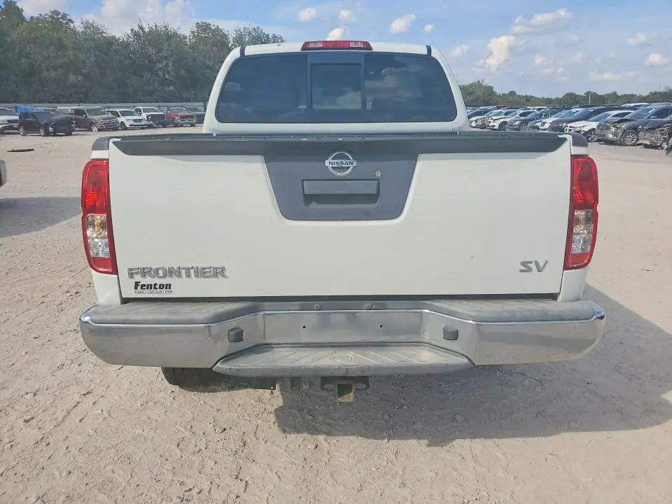 2016 NISSAN FRONTIER SV  