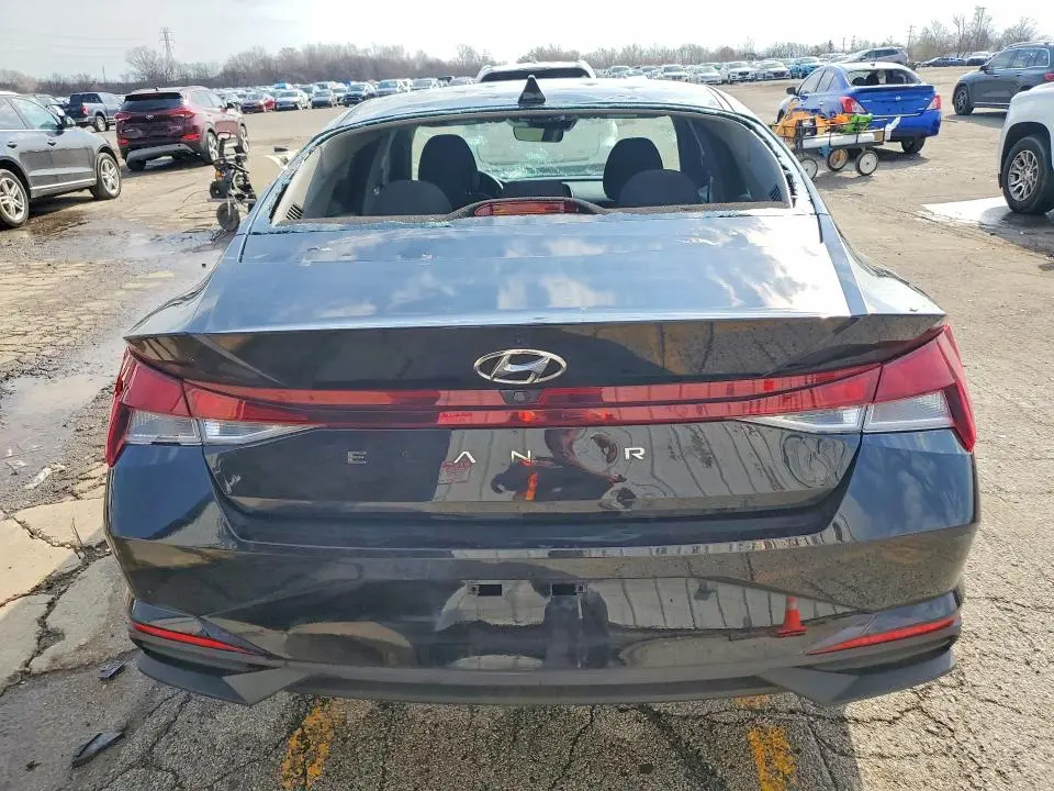 2021 HYUNDAI ELANTRA SEL  