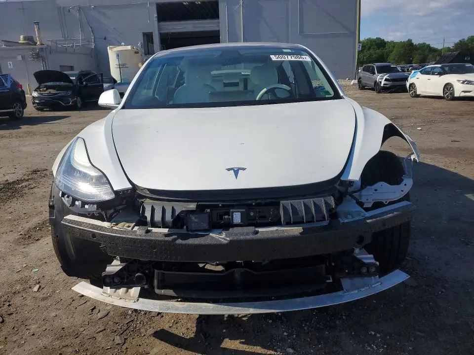 2018 TESLA MODEL 3   