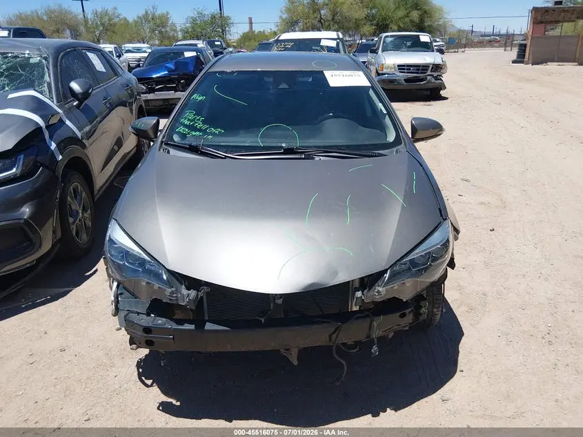 2018 TOYOTA COROLLA SE