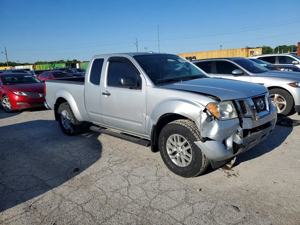 2015 NISSAN FRONTIER SV V6  