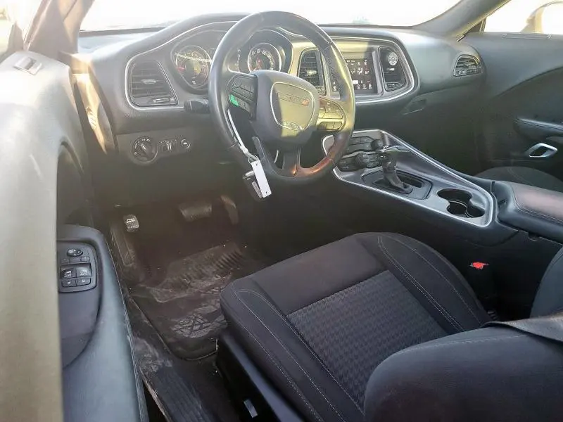 2019 DODGE CHALLENGER SXT  