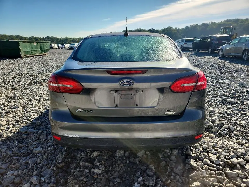 2018 FORD FOCUS SE  