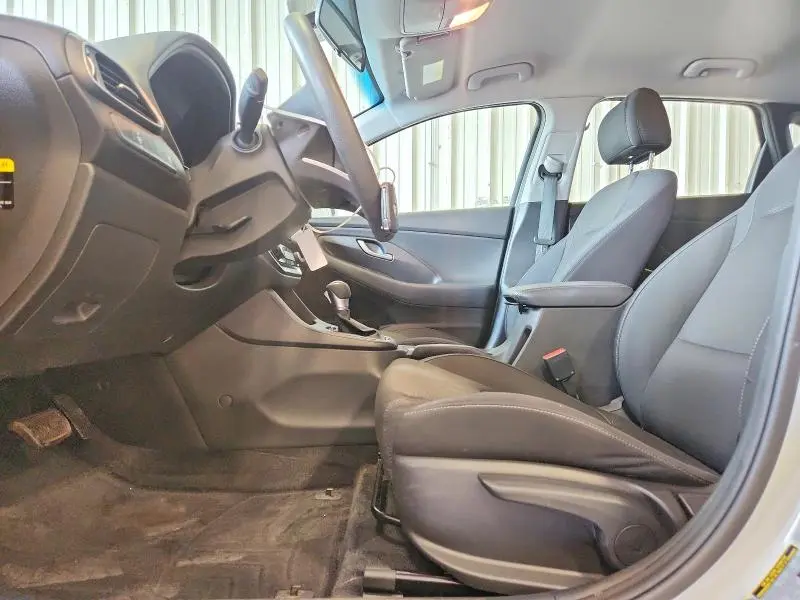 2018 HYUNDAI ELANTRA GT BASE  