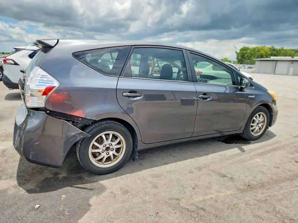 2012 TOYOTA PRIUS V TWO  