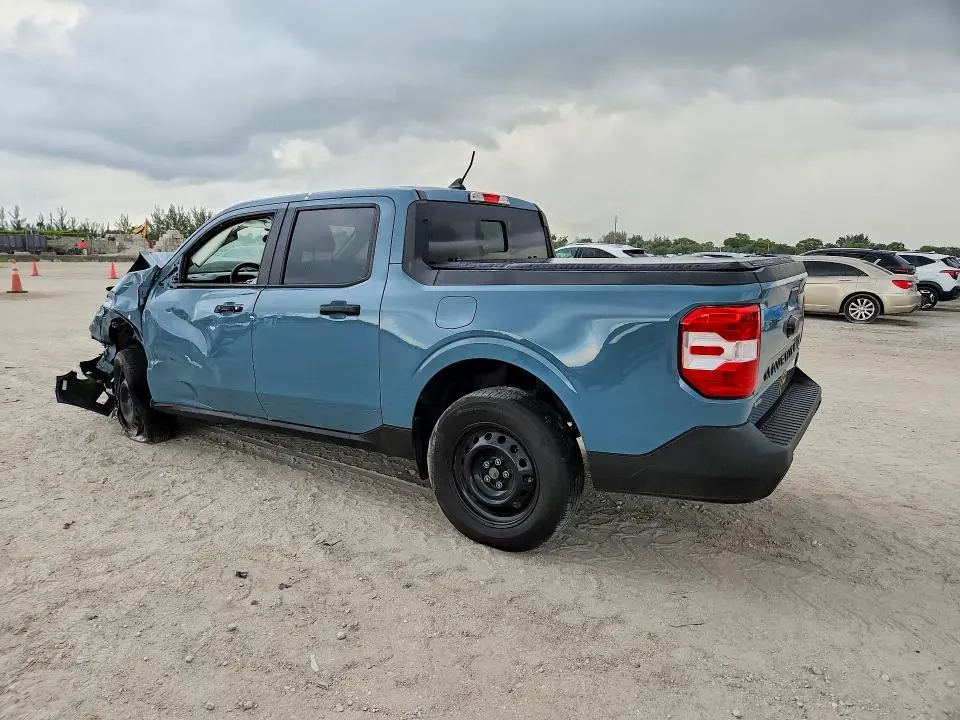 2023 FORD MAVERICK XL  