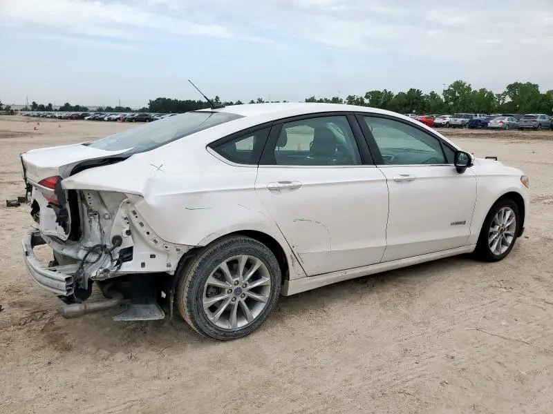 2017 FORD FUSION SE HYBRID  