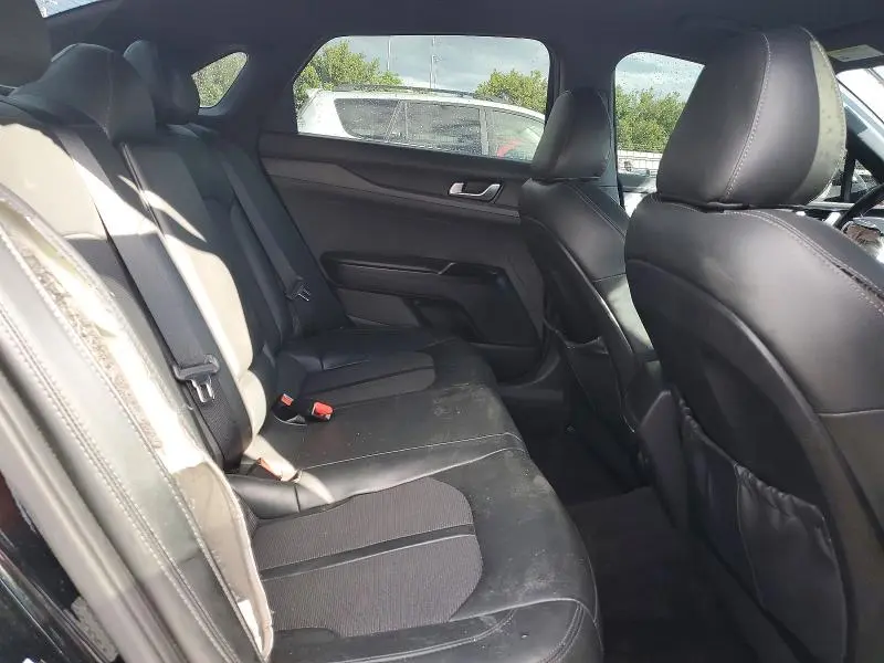 2022 KIA K5 GT LINE  